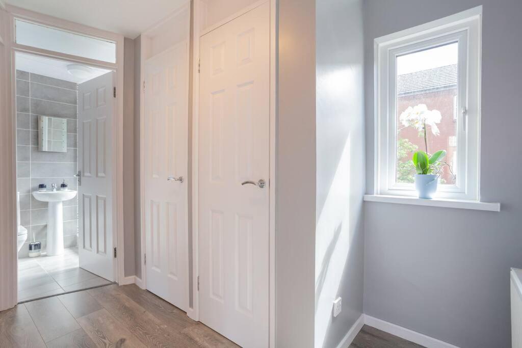 Beautiful Apartment In The Heart Of Belfast!! Екстериор снимка
