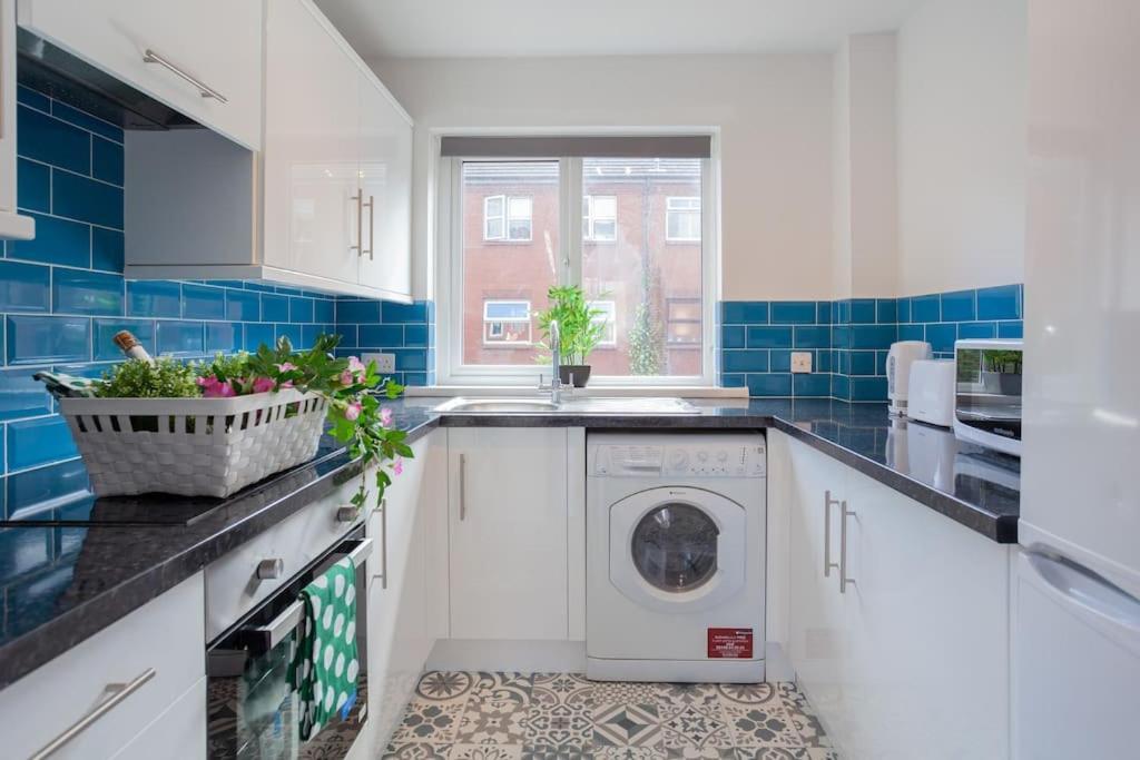 Beautiful Apartment In The Heart Of Belfast!! Екстериор снимка