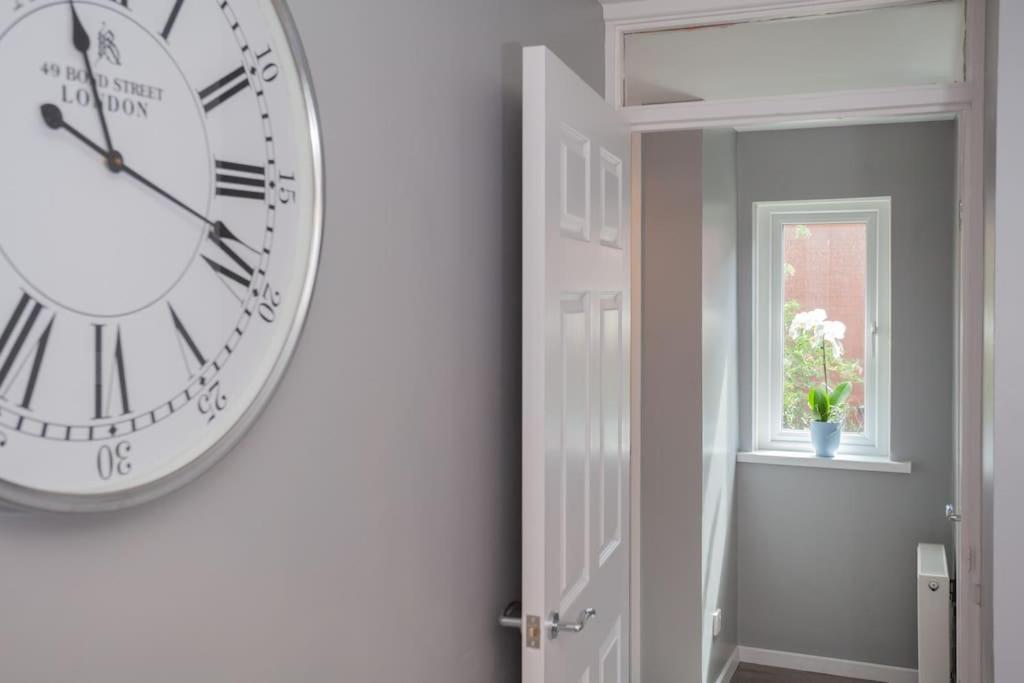 Beautiful Apartment In The Heart Of Belfast!! Екстериор снимка